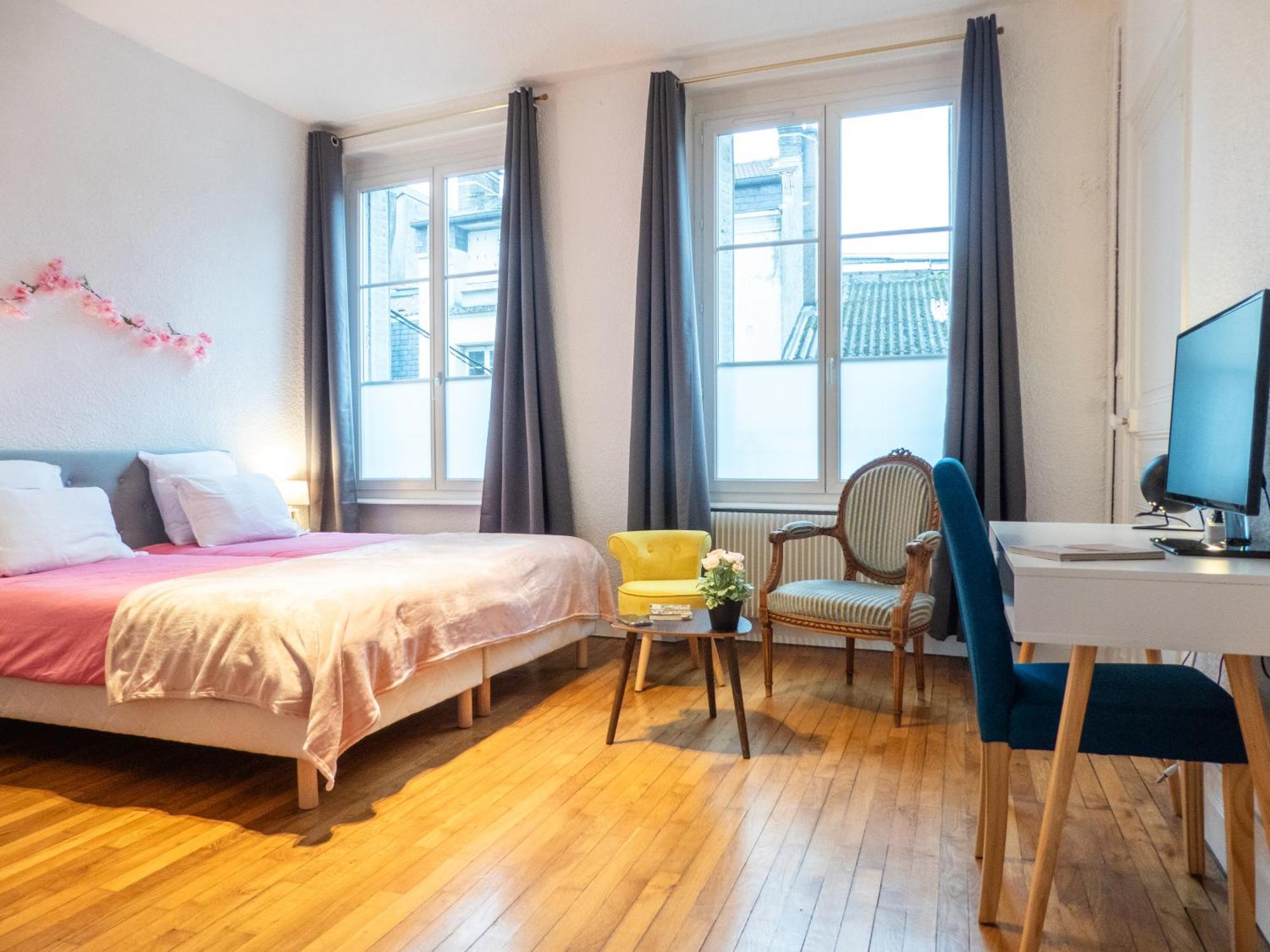 L'Amour De La Paix - Centre-Ville - Jardin - Proche Gare - Tv65"Primevideo - Ambiance Tres Chaleureuse - Parking Gratuit Sous-Video Surveillance Proche - Gere Par Presta-Zen'Services Verdun-sur-Meuse Exteriör bild